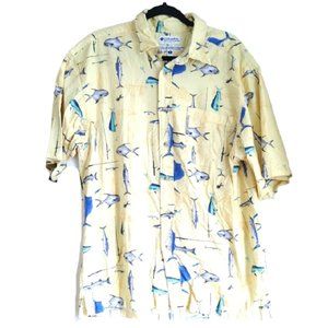 Columbia | yellow button down fish short sleeve